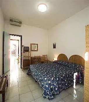Solara Hotell